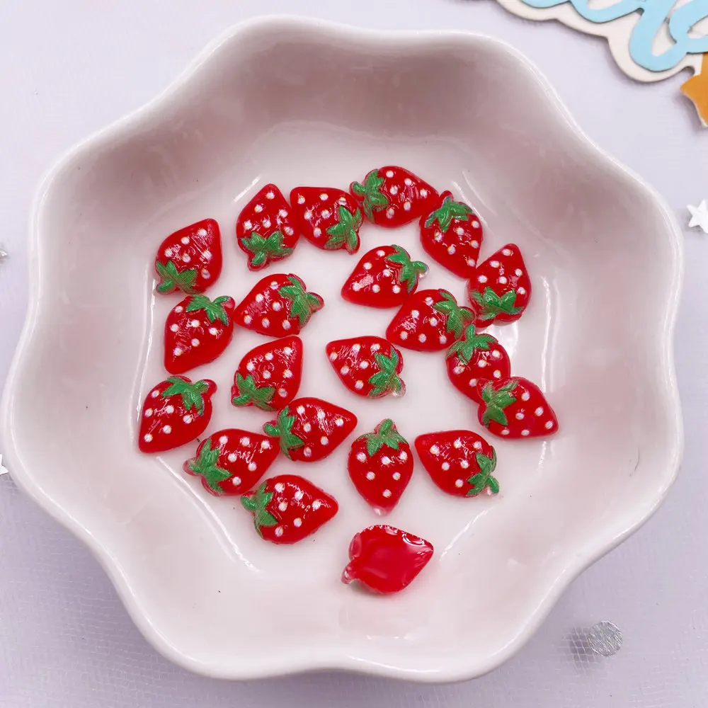 60 Buah Patung Stroberi Merah  - Glitter Powder Resin ulasan dan harga